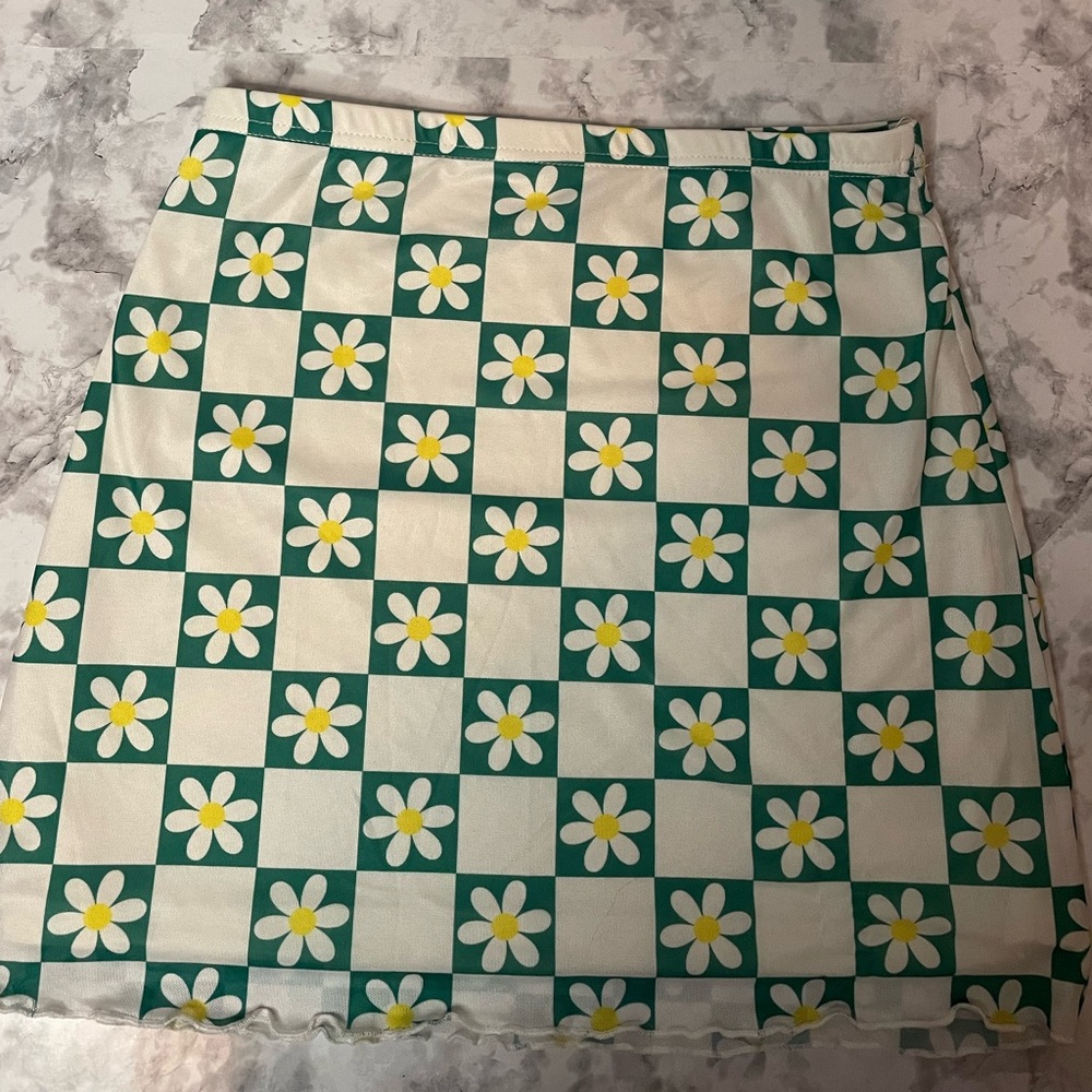 SHEIN Green and White Daisy Checkered Skirt